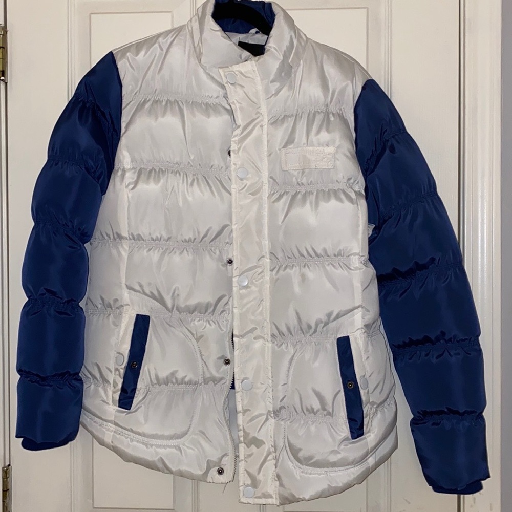 Dark blue & white puffer jacket. Size Medium for Women.